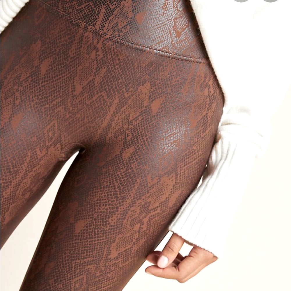 SPANX XS bronze snakeskin leggings